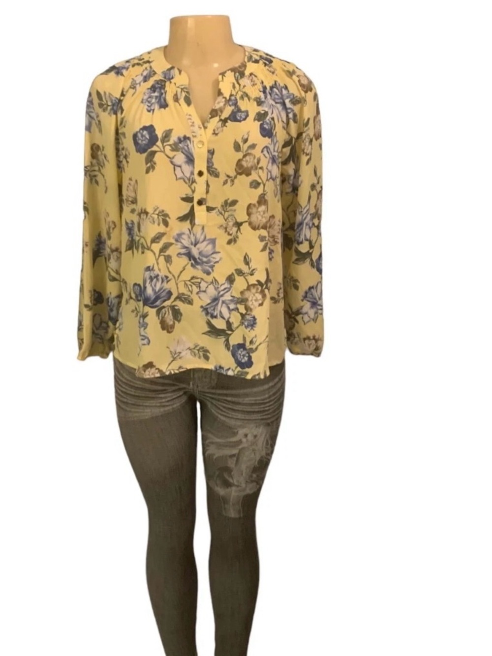 Charter Club Sz Small Petite Woman Floral Blouse